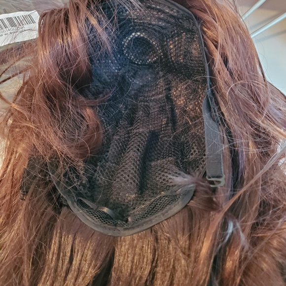 $FINAL$ 28 inch/70 cm Long Wavy Hair with Swept Bangs Mahongany Medium Brown - Picture 5 of 5